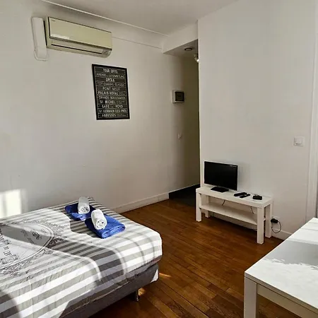 Apartment Alba - 15min Paris Rer E, Cosy *